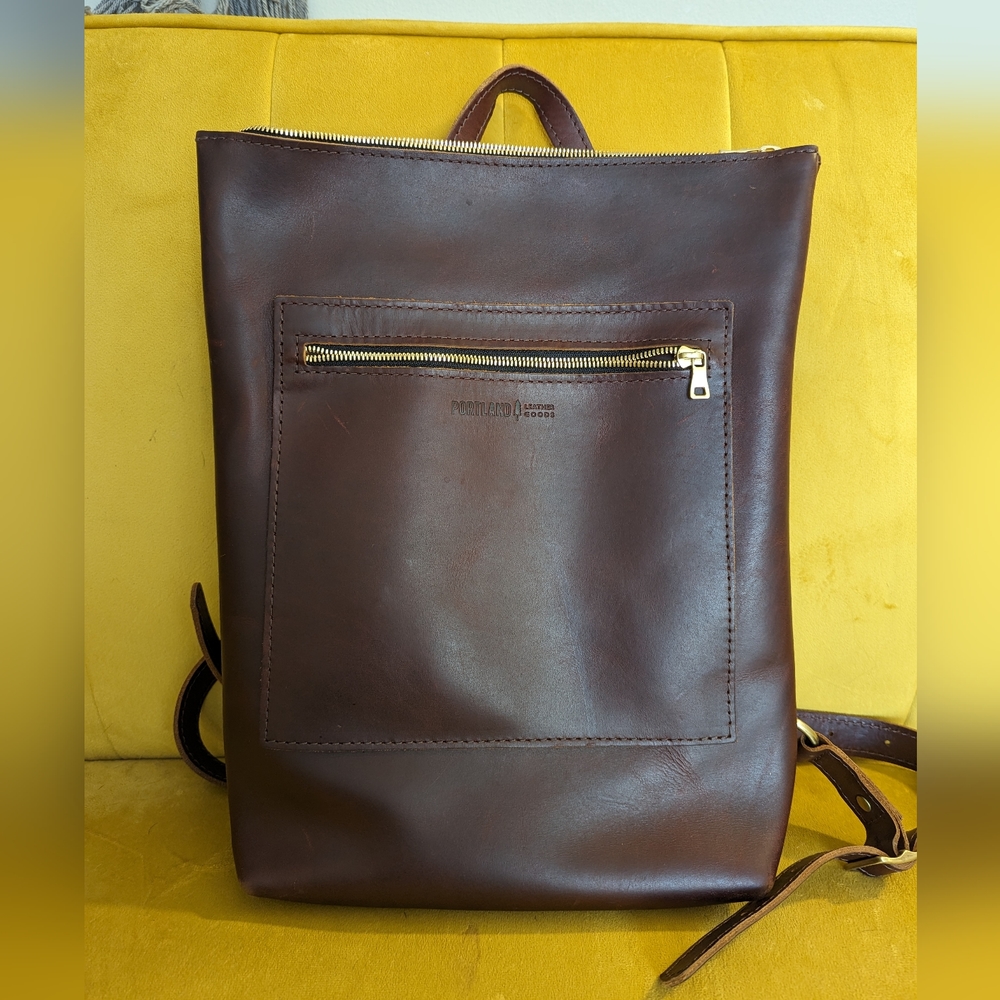 Portland genuine leather backpack
